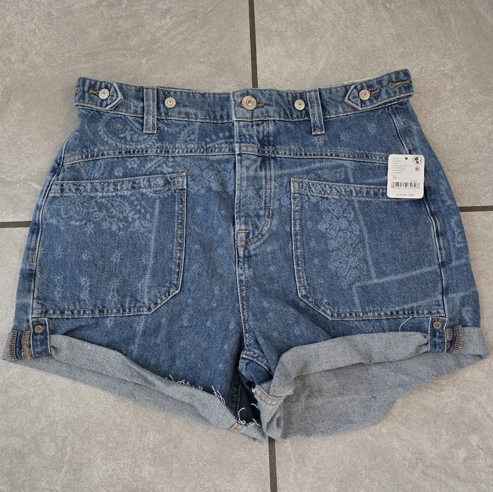 We The Free Palmer Shorts - Picture 3 of 8